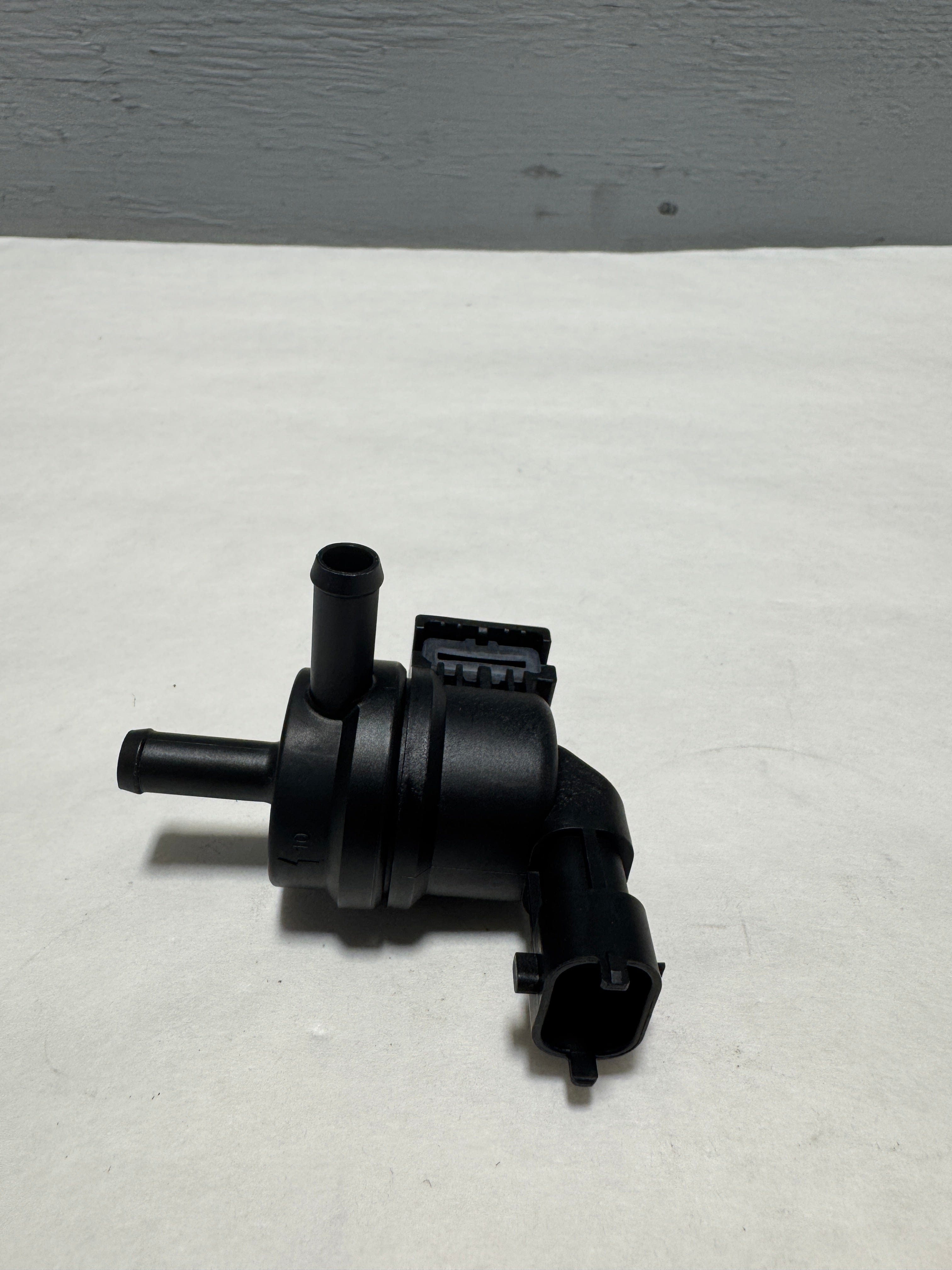 2015-2019 Kia Forte or Soul 2.0 Vapor Canister Purge Control Valve OEM
