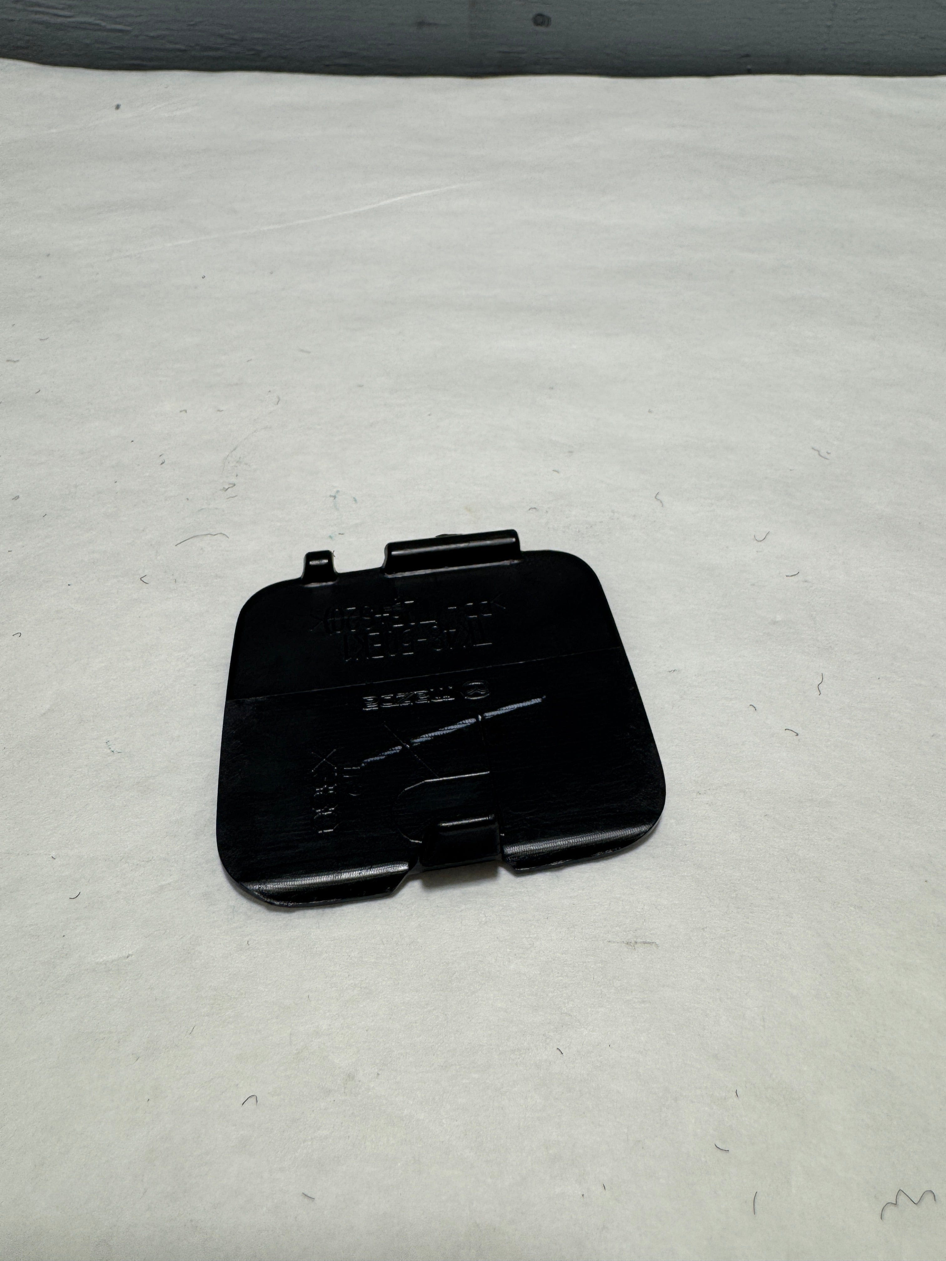 2016-2023 Mazda CX-9 Passenger Side Tow Hook Cover- Unpainted