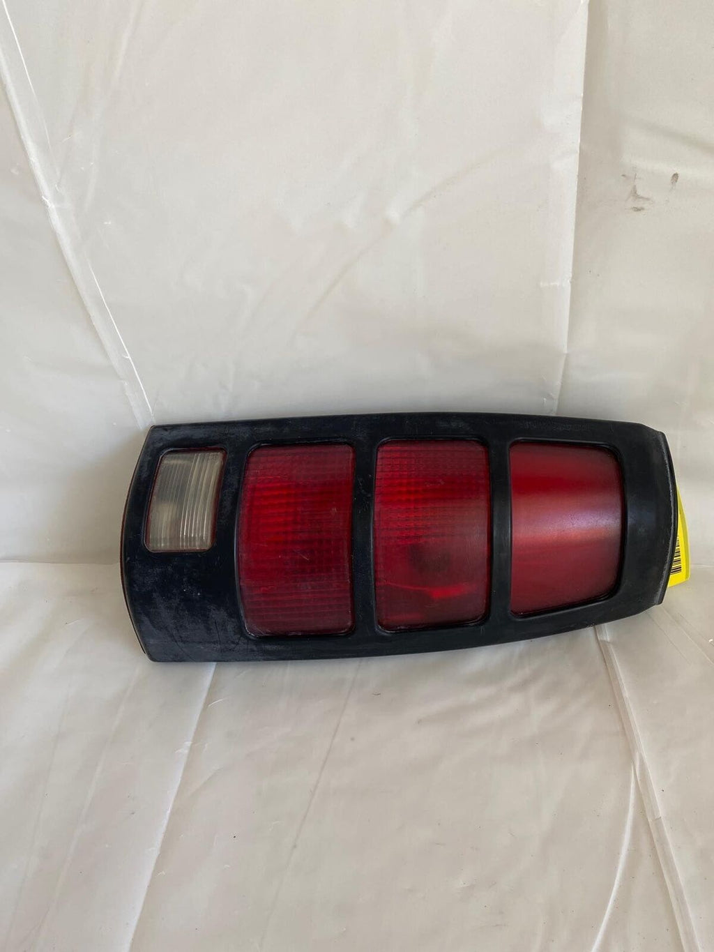 1988 - 2000 CHEVROLET TAHOE Rear Tail Light Lamp Assembly Right Passenger Side