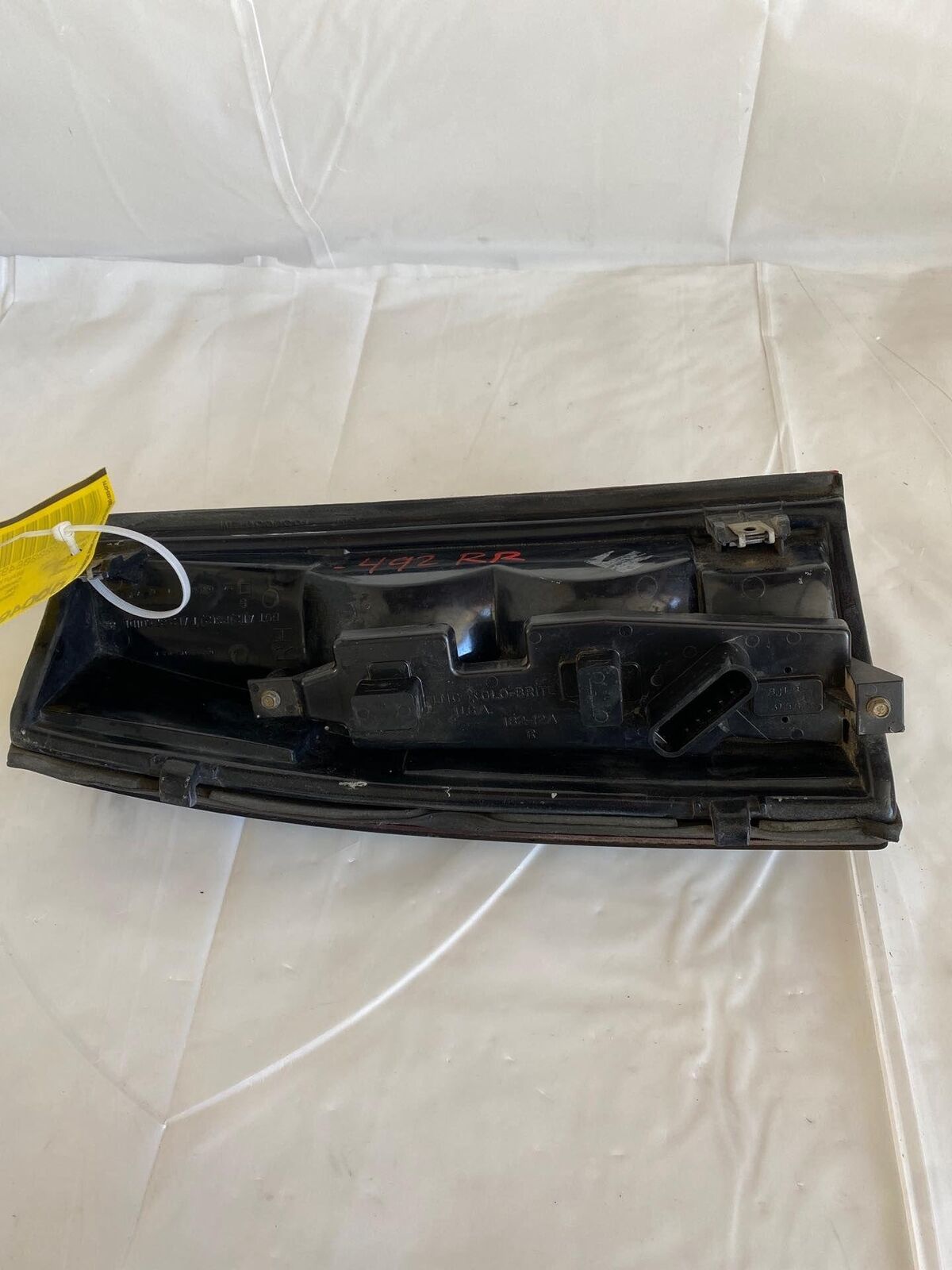 1988 - 2000 CHEVROLET TAHOE Rear Tail Light Lamp Assembly Right Passenger Side